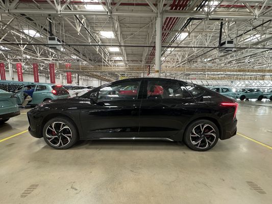 RHD 2024 JMEV Yi GSE اتومبیل های الکتریکی با محدوده 430 کیلومتر 118kw حداکثر قدرت