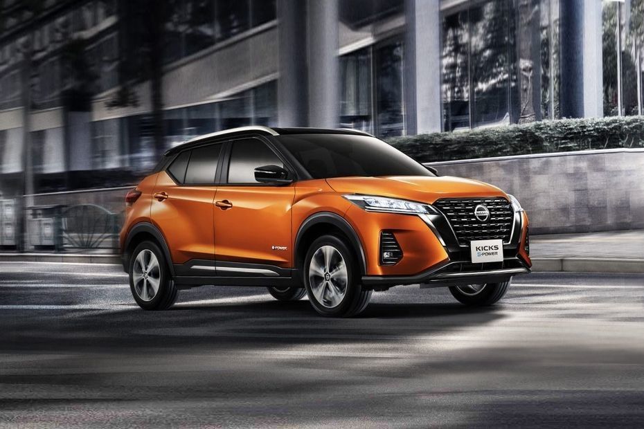 Nissan Kicks e-Power 2023 یک کراس اوور 5 نفره 8 رنگ موجود، Kickover Niro، Forester، Vitara و Kadjar.