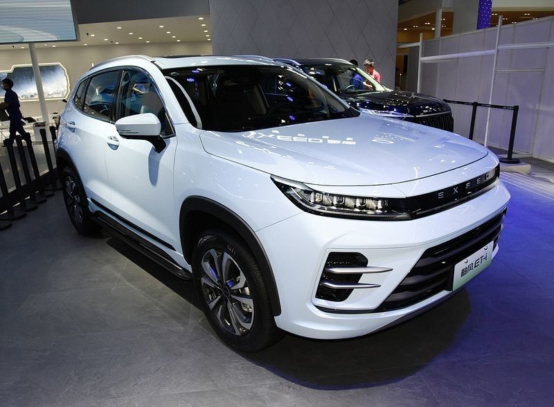 2023 کلاسیک EXCEED ماشین هیبریدی در Chery EXCEED ET-i 1.5T 156hp L4 + 125 موتور الکتریکی 180km / h سرعت بالا 0-100km / h در 7s