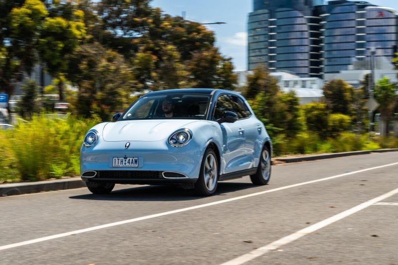 خودروهای الکتریکی 2024 GMW ORA اتومبیل الکتریکی خالص با قدرت موتور 126kw/171ps 160km/h حداکثر سرعت& 400kmRANGE